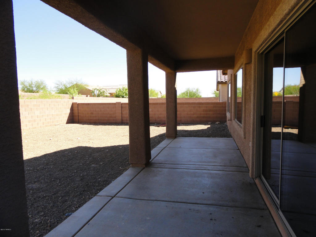 7717 E Fair Meadows Loop, Tucson, AZ 85756 photo 9