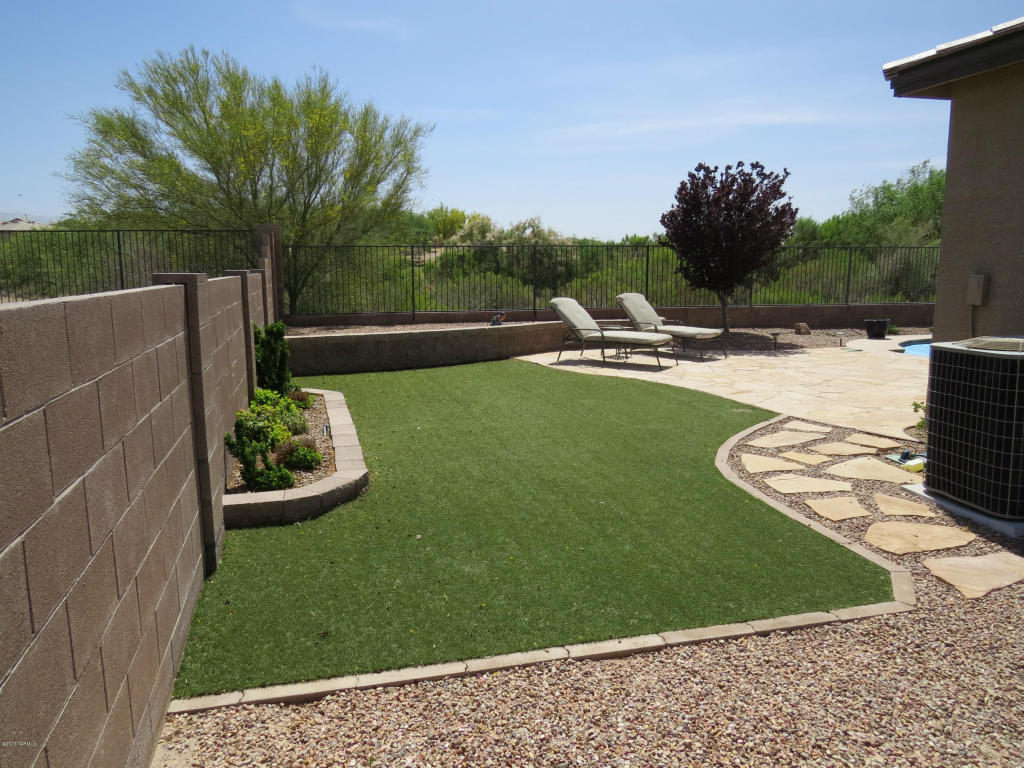 10675 S Silverbluff Dr, Vail, AZ 85641 photo 4