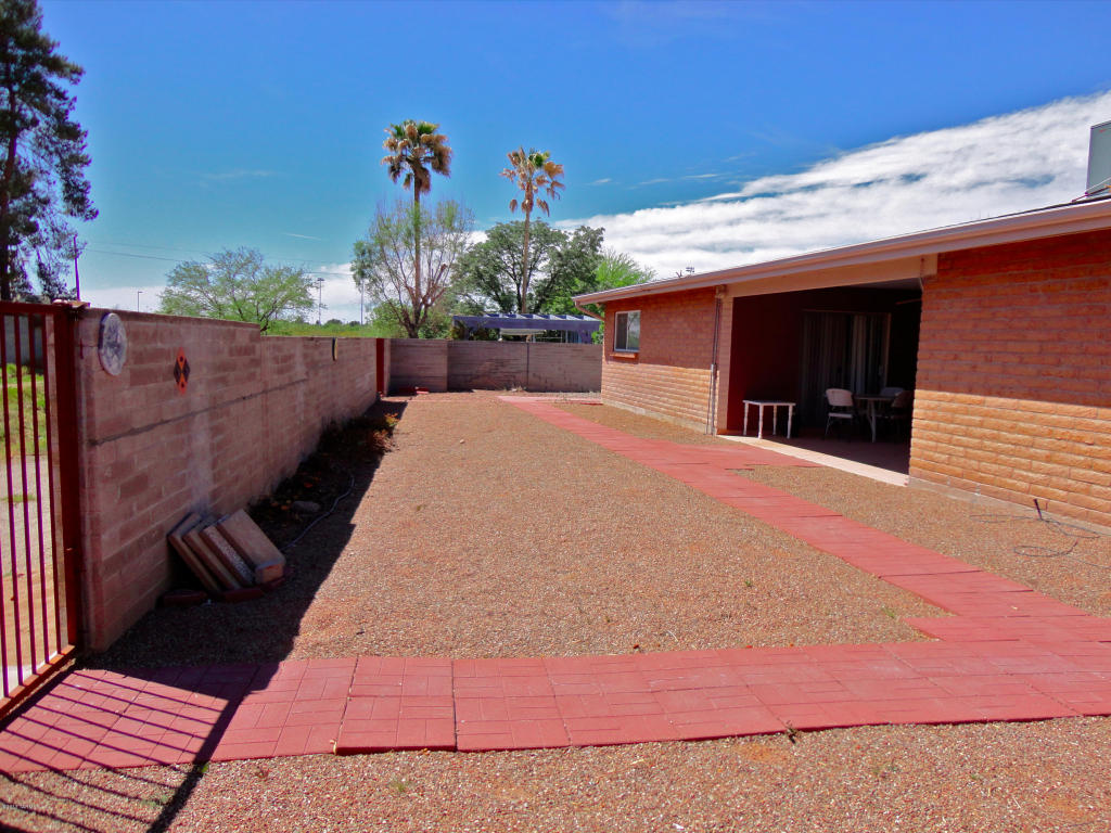 7548 E Hampton Pl, Tucson, AZ 85715 photo 20