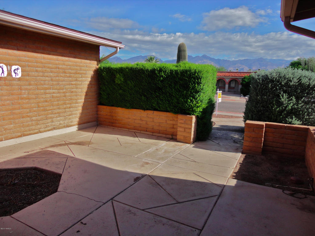7548 E Hampton Pl, Tucson, AZ 85715 photo 6