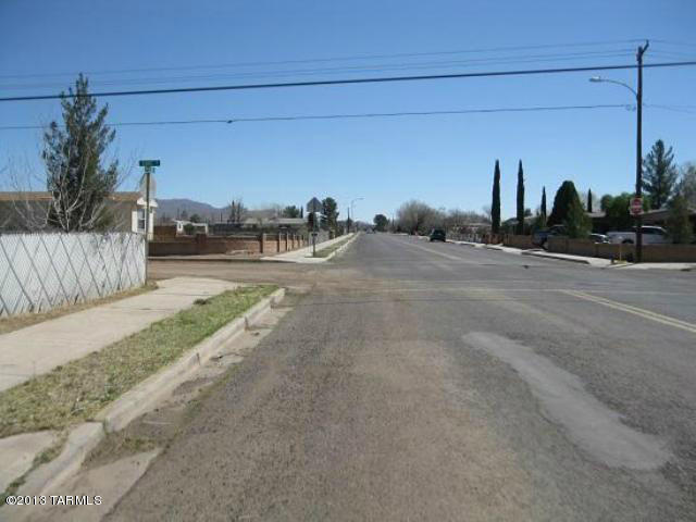 1480 E 19th St, Douglas, AZ 85607 photo 3