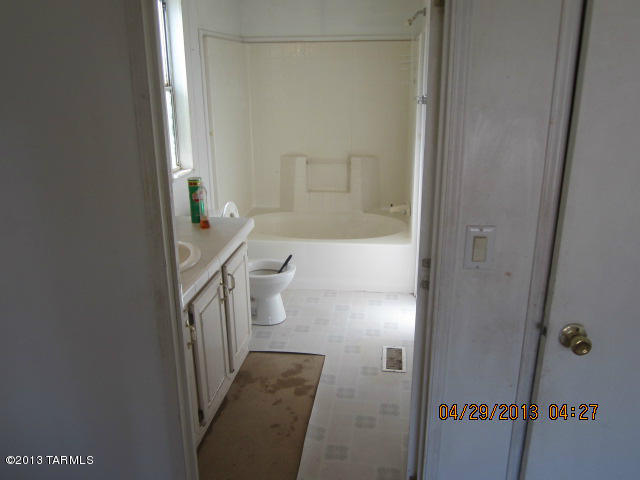 1725 E Summit St, Tucson, AZ 85756 photo 7