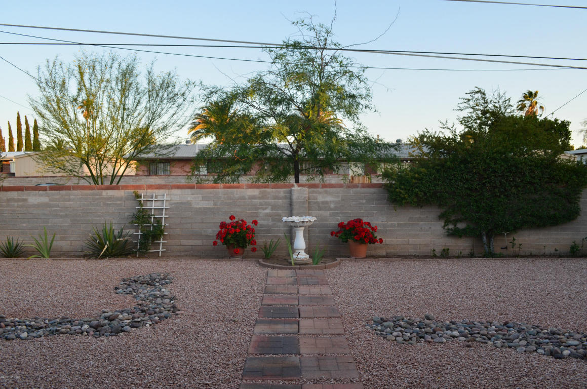 6032 Eli St, Tucson, AZ 85711 photo 17