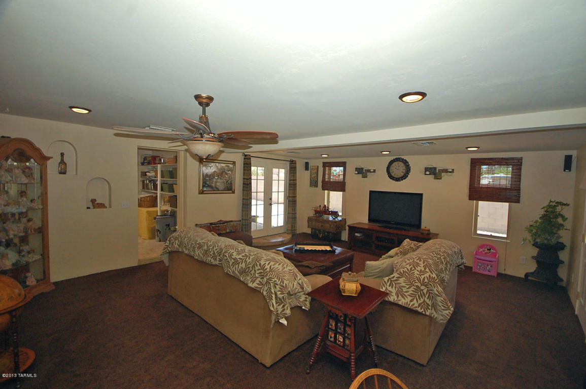 8020 Eli St, Tucson, AZ 85710 photo 11