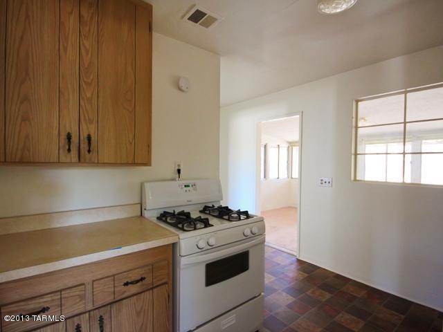 4348 E 15th St, Tucson, AZ 85711 photo 10