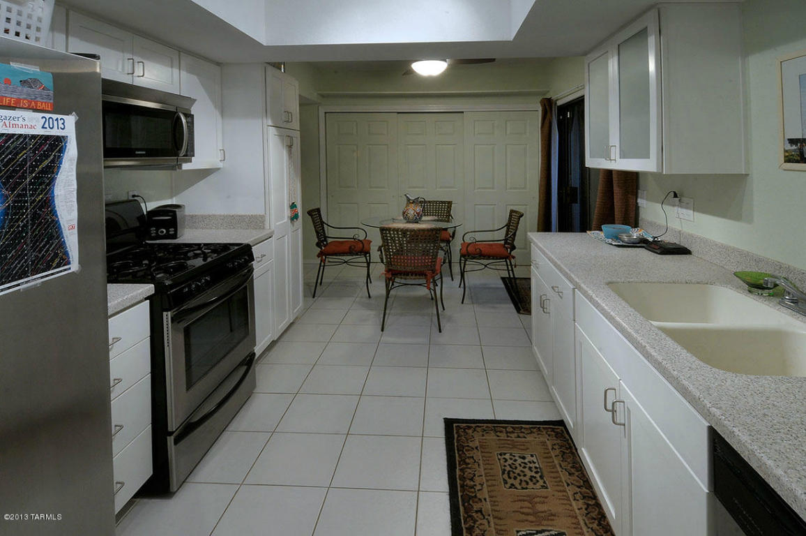 2501 E Forgeus Pl, Tucson, AZ 85716 photo 8