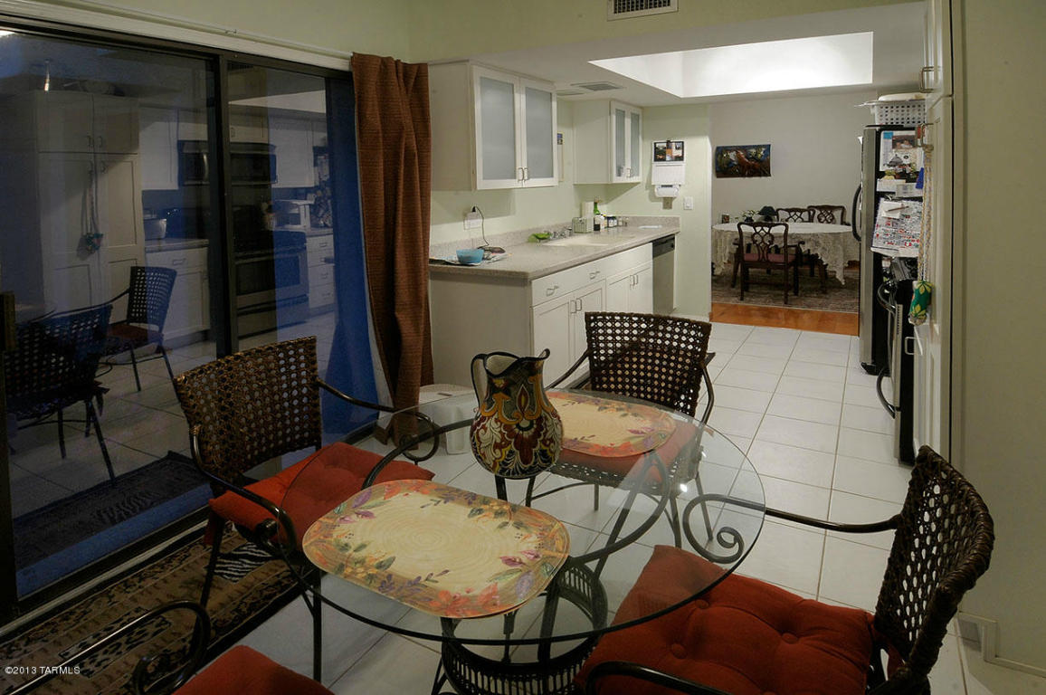 2501 E Forgeus Pl, Tucson, AZ 85716 photo 9