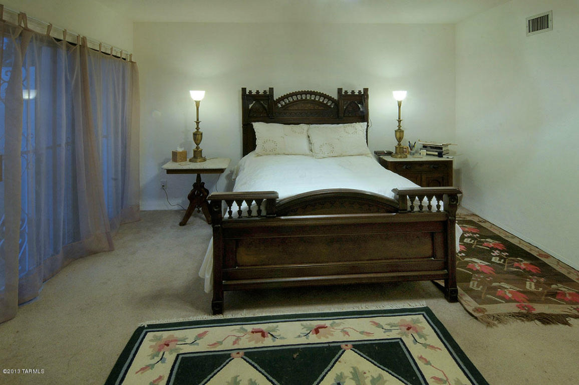 2501 E Forgeus Pl, Tucson, AZ 85716 photo 14