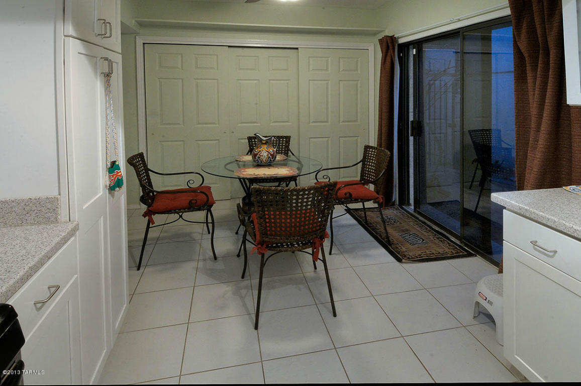 2501 E Forgeus Pl, Tucson, AZ 85716 photo 11
