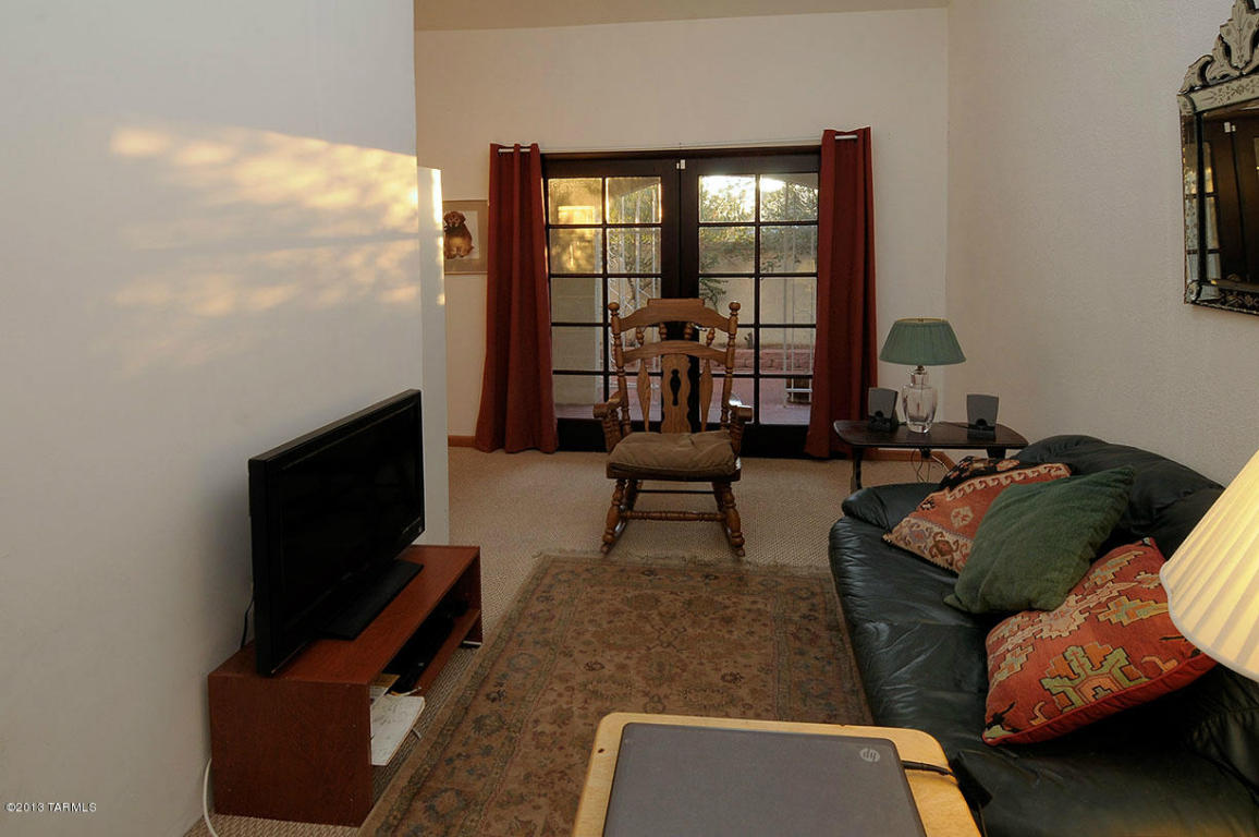 2501 E Forgeus Pl, Tucson, AZ 85716 photo 5