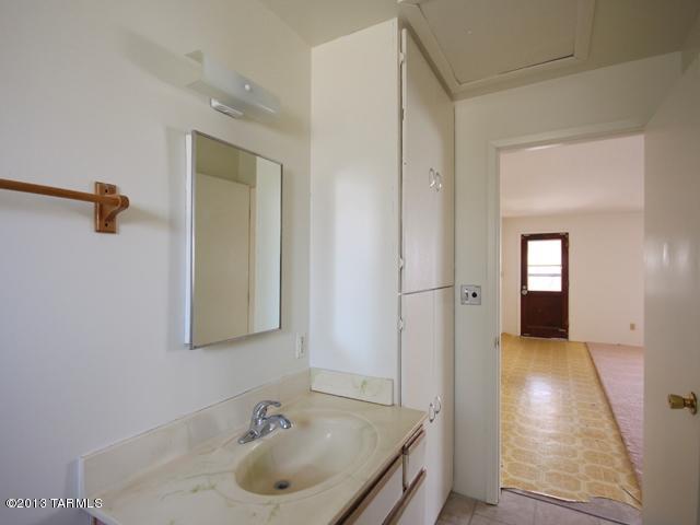 1230 E Allen Rd, Tucson, AZ 85719 photo 19