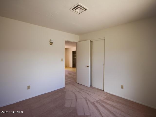 1230 E Allen Rd, Tucson, AZ 85719 photo 17