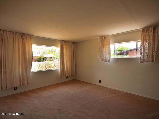 1230 E Allen Rd, Tucson, AZ 85719 photo 6