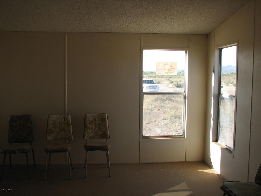 7202 E Apache Dr, Pearce, AZ 85625 photo 9