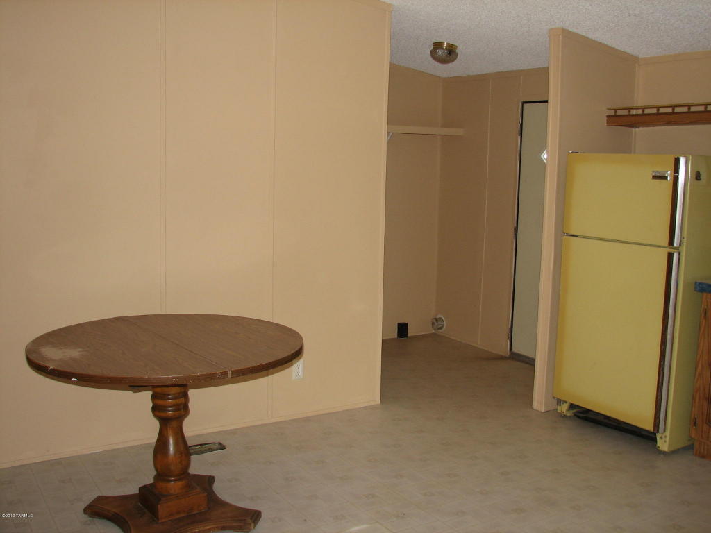 7202 E Apache Dr, Pearce, AZ 85625 photo 5