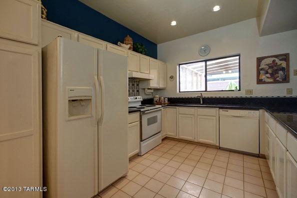 5026 E Regency Cir E, Tucson, AZ 85711 photo 5