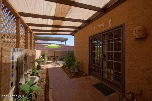 5026 E Regency Cir E, Tucson, AZ 85711 photo 6