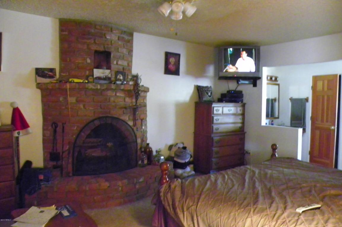 9522 E Walnut Tree Dr, Tucson, AZ 85749 photo 11