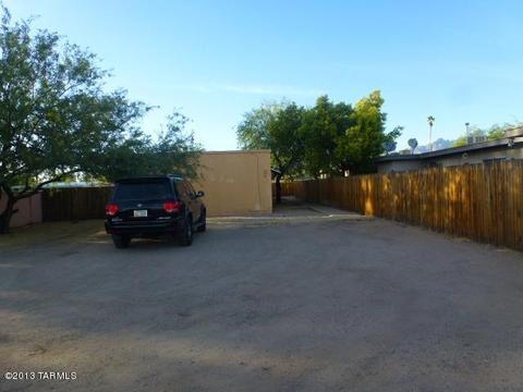751 E Blacklidge Dr, Tucson, AZ 85719 photo 6