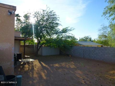 751 E Blacklidge Dr, Tucson, AZ 85719 photo 4