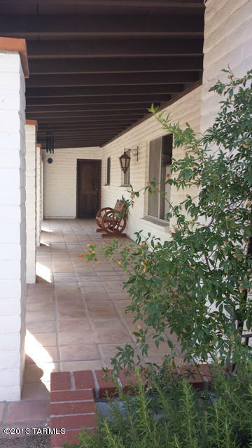 11210 E Sundance, Tucson, AZ 85749 photo 2