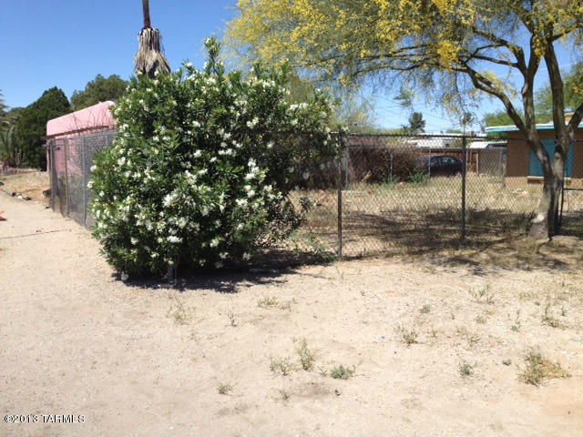 1237 E Grant Rd, Tucson, AZ 85719 photo 4