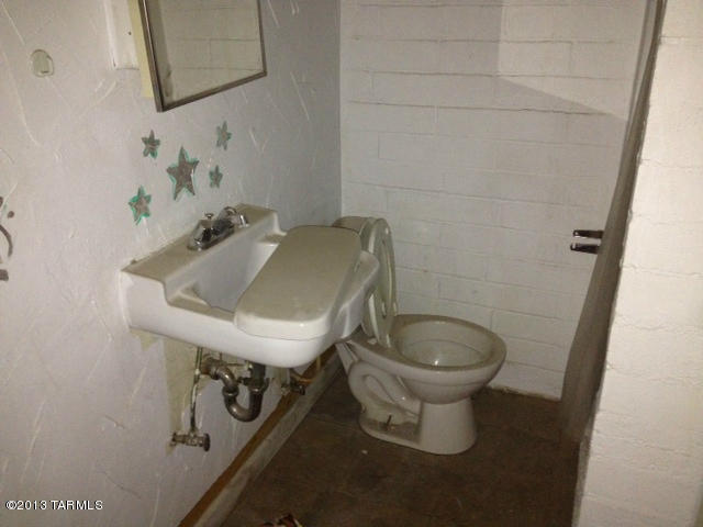 1237 E Grant Rd, Tucson, AZ 85719 photo 8