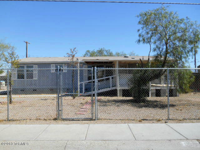 2571 E Pinal Vis, Tucson, AZ 85713 photo 1