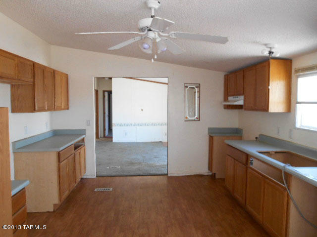 2571 E Pinal Vis, Tucson, AZ 85713 photo 9