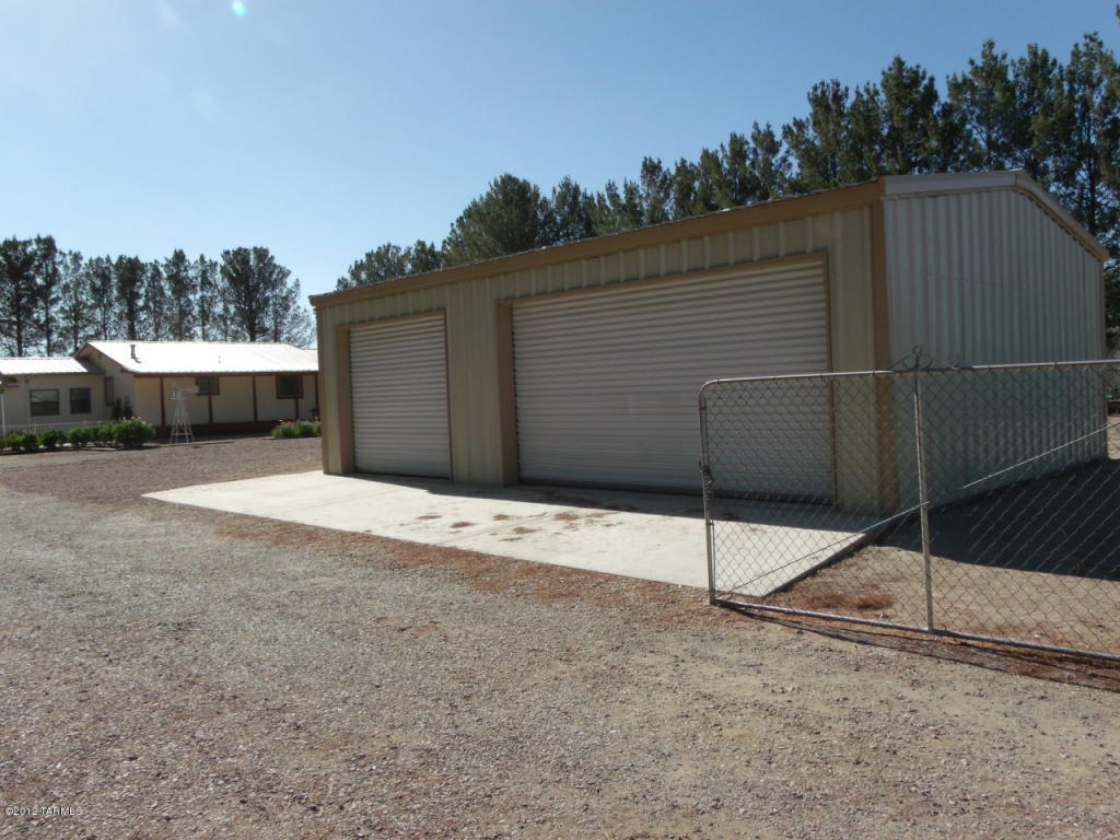 623 N Wells Ln, Willcox, AZ 85643 photo 3