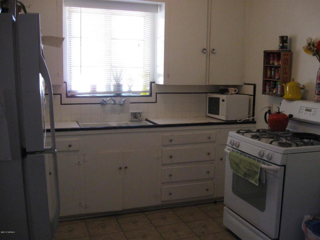 847 E 8th St, Tucson, AZ 85719 photo 8
