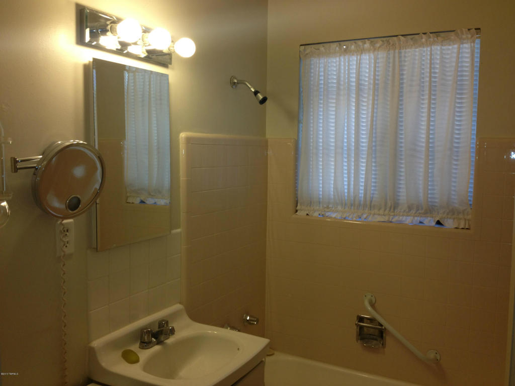 3001 E 17th St, Tucson, AZ 85716 photo 22