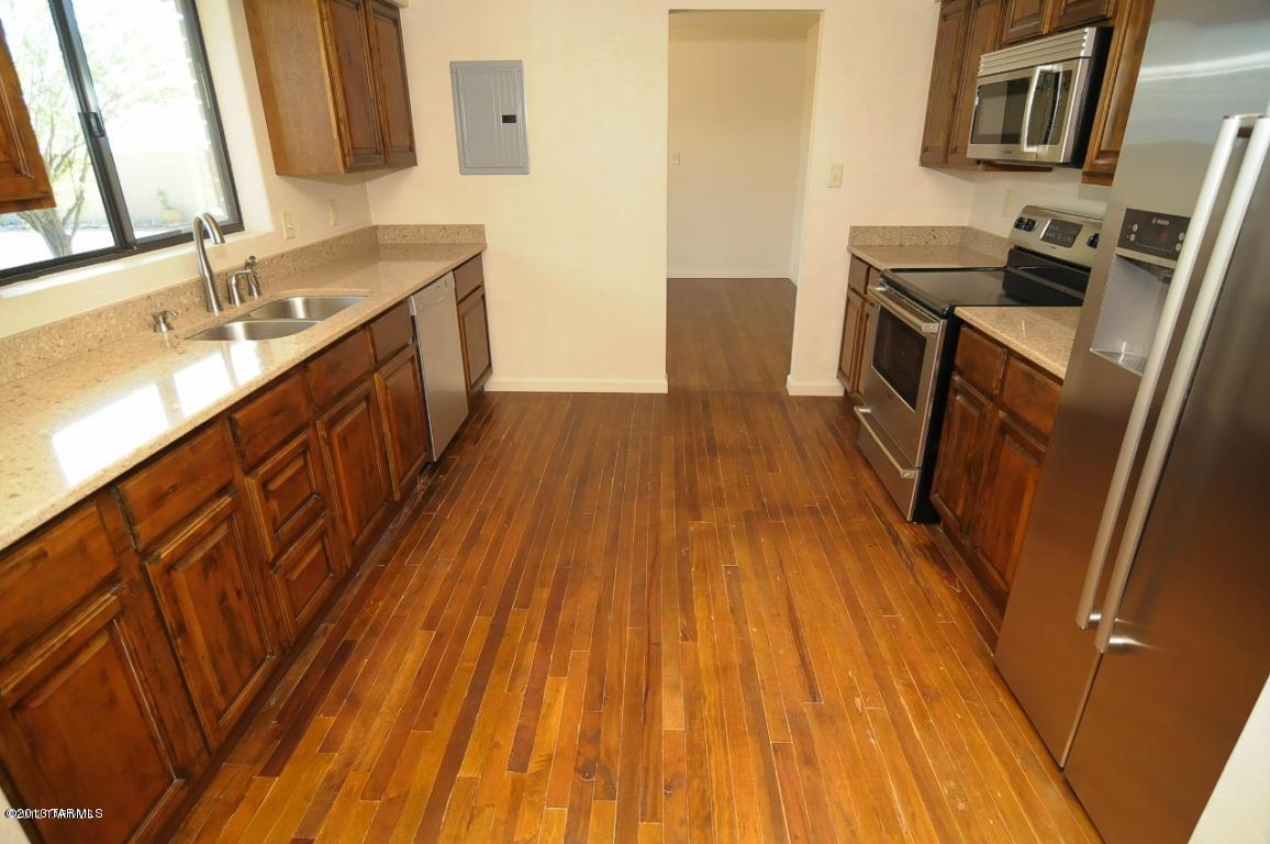 25 E River Rd, Tucson, AZ 85704 photo 3