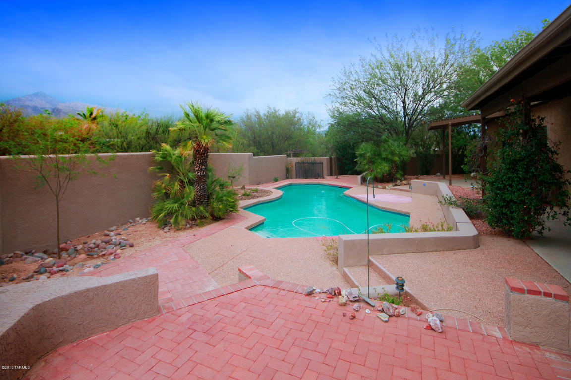 8161 E Rawhide Trl, Tucson, AZ 85750 photo 12
