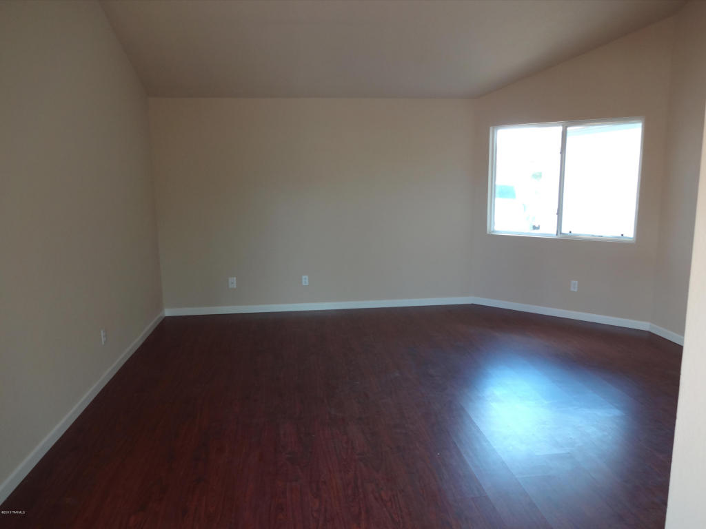9945 Eugenia Dr, Tucson, AZ 85730 photo 6