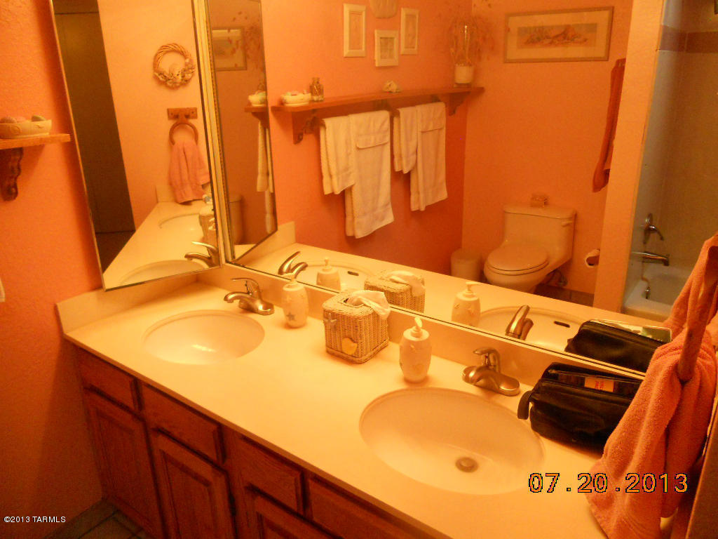 7741 E Cloud Rd, Tucson, AZ 85750 photo 23