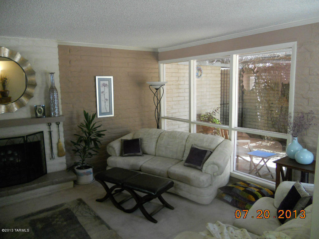 7741 E Cloud Rd, Tucson, AZ 85750 photo 9