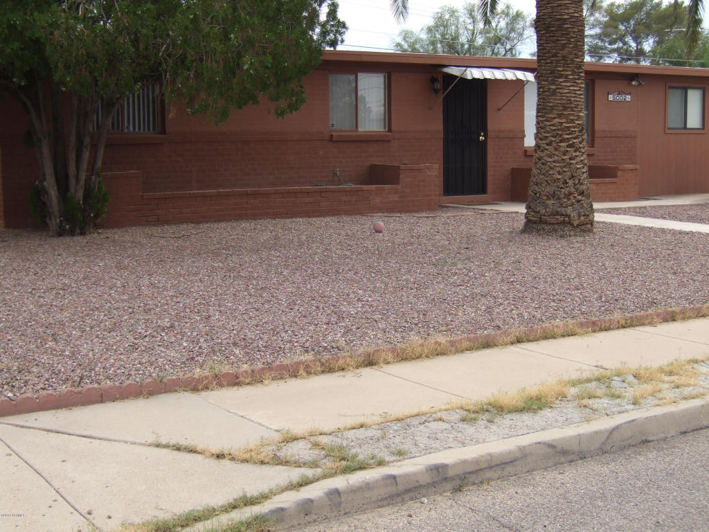 5002 E 23rd St, Tucson, AZ 85711 photo 9