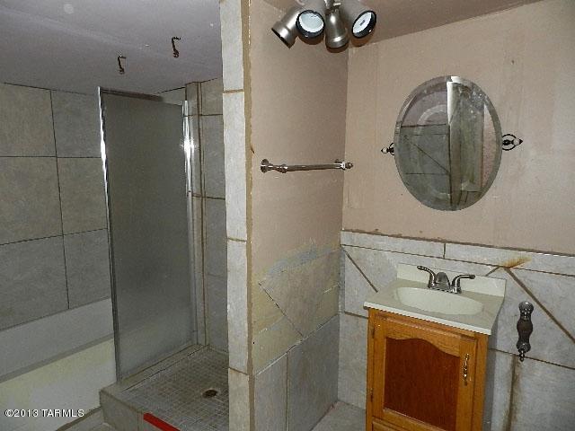 4551 E Sylvane St, Tucson, AZ 85711 photo 14