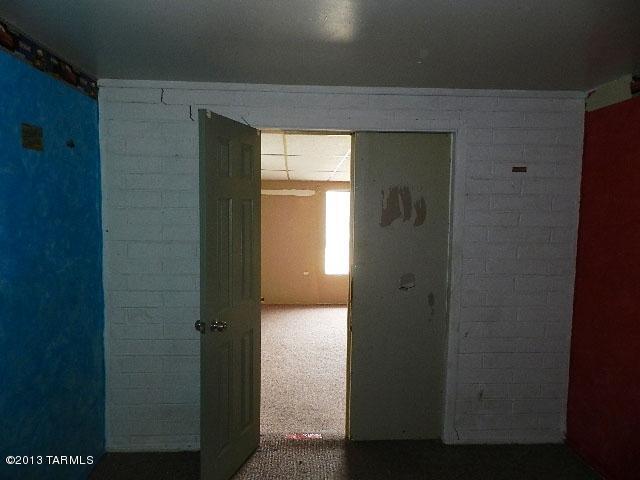 4551 E Sylvane St, Tucson, AZ 85711 photo 16