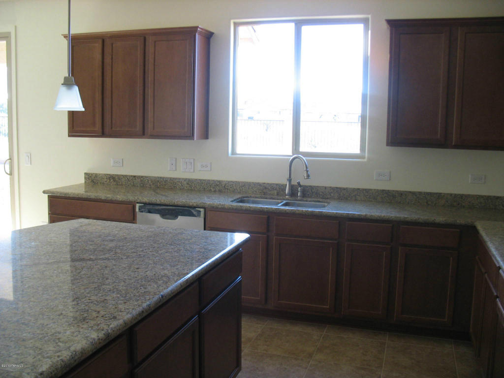 112 E Forrest Feezor St, Vail, AZ 85641 photo 6