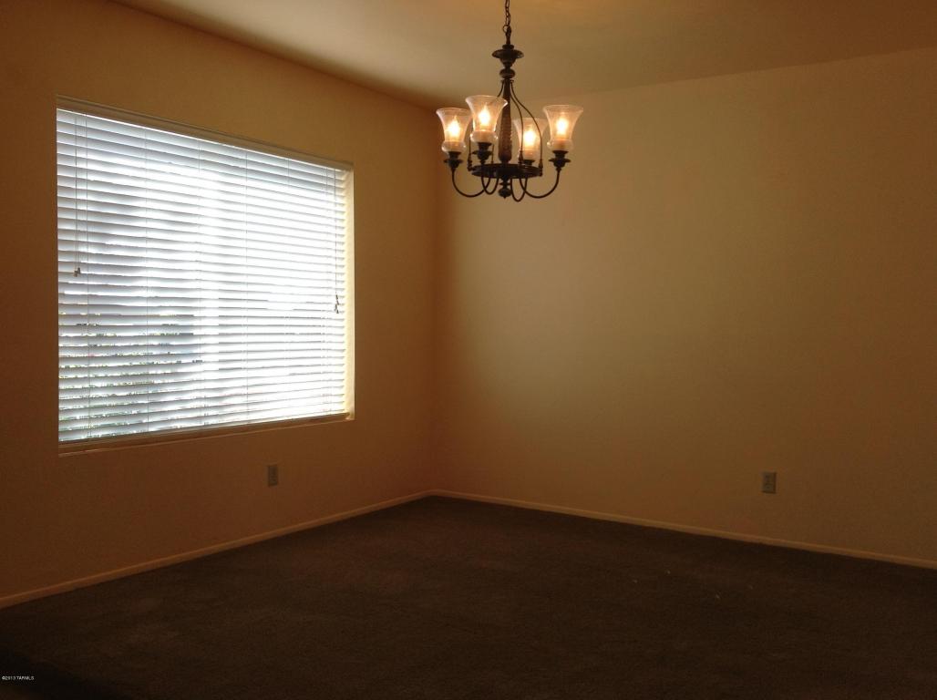 8915 E Maple Leaf Dr, Tucson, AZ 85710 photo 18