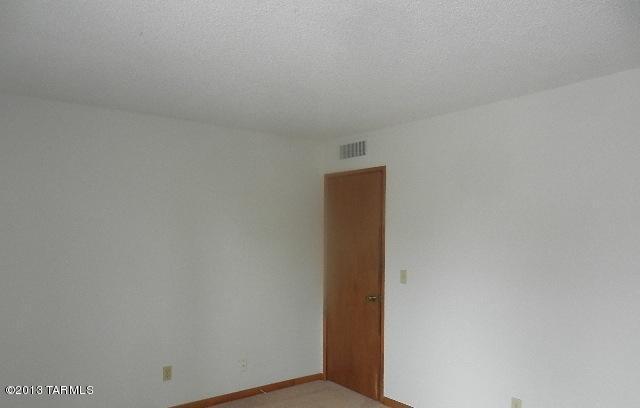 9609 E 3rd St, Tucson, AZ 85748 photo 12