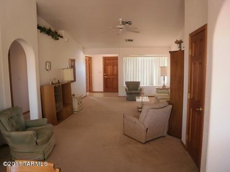 909 E Saguaro Dr, Pearce, AZ 85625 photo 2