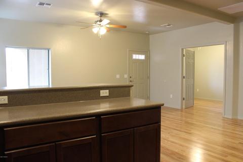 905 E 7th St, Tucson, AZ 85719 photo 3
