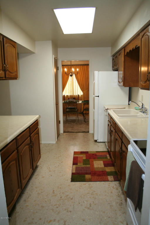 7652 E 39th St, Tucson, AZ 85730 photo 4