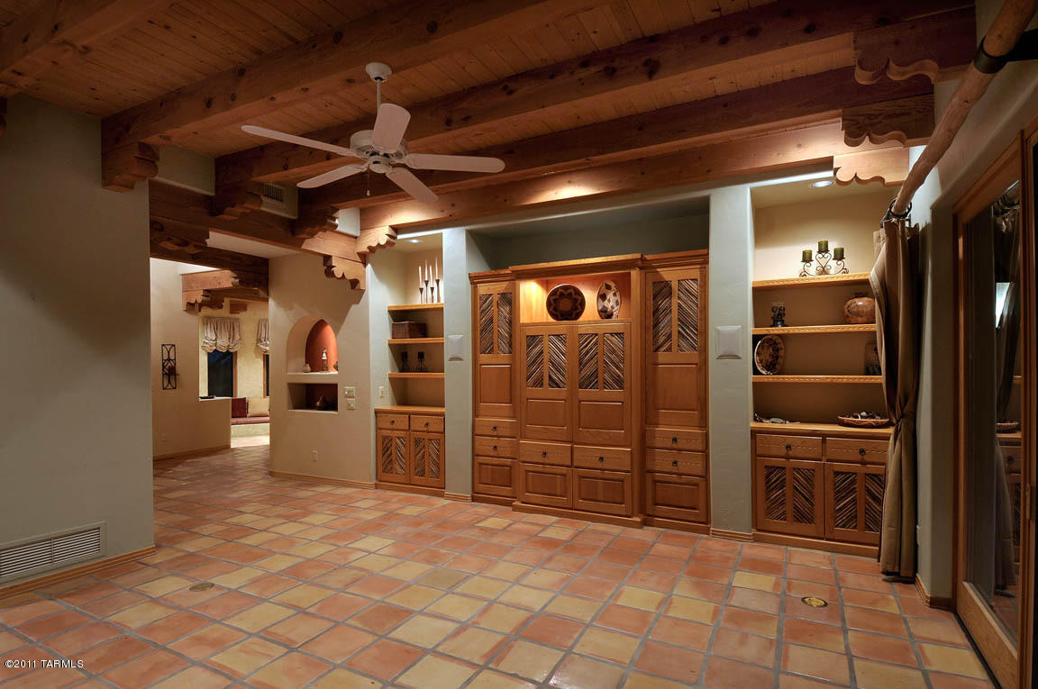 7200 E Desert Moon Loop, Tucson, AZ 85750 photo 7