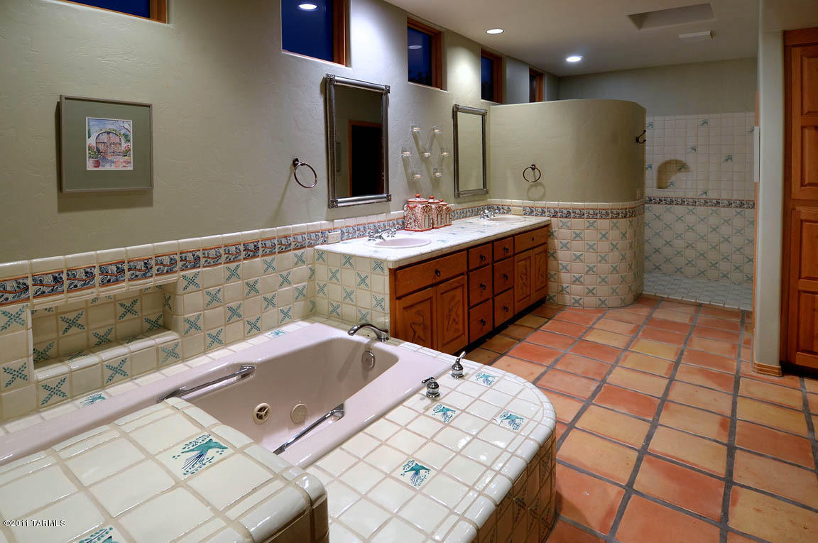 7200 E Desert Moon Loop, Tucson, AZ 85750 photo 21