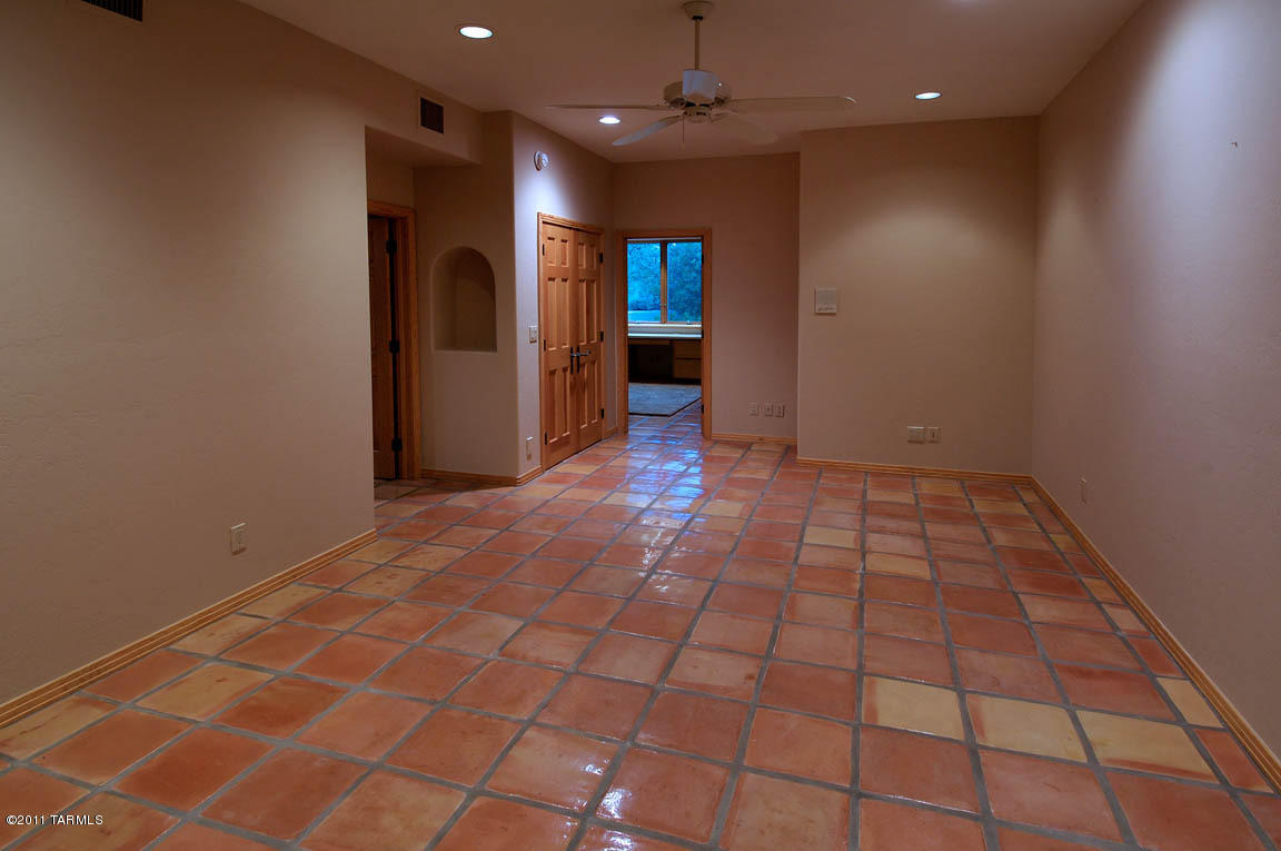 7200 E Desert Moon Loop, Tucson, AZ 85750 photo 14