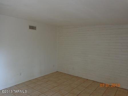 3926 E Mabel St, Tucson, AZ 85712 photo 5